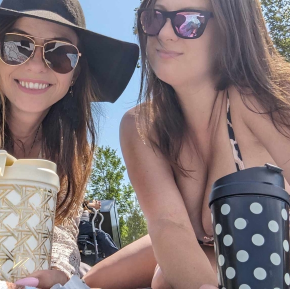 NWT & GUC Comfy pieces, and I ❤️ buying bundles! - Picture 12 of 14